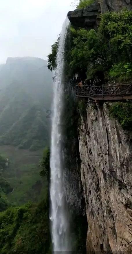 子弹风暴